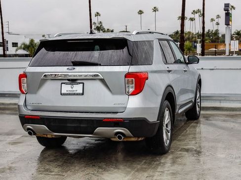 Used 2023 Ford Explorer Limited image 9