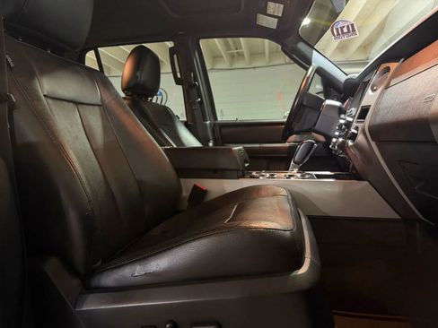 Used 2017 Ford Expedition Limited AWD/4WD image 11