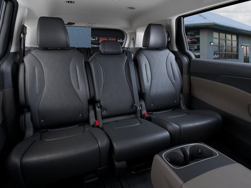 New 2026 Kia Carnival LXS image 16
