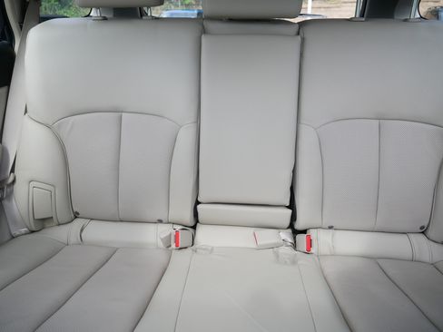 Used 2012 Subaru Outback 2.5i Limited w/ Moonroof Pkg AWD/4WD image 13