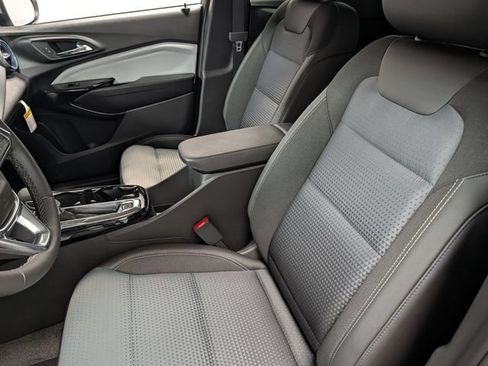 New 2026 Chevrolet Trax LT w/ Driver Confidence Package FWD image 10