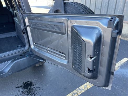 Used 2025 Ford Bronco Big Bend image 66