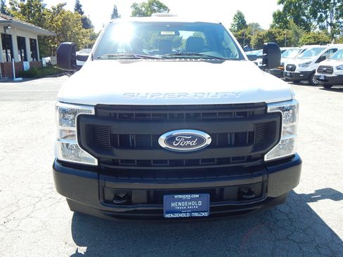 Used 2021 Ford F250 XL w/ Power Equipment Group RWD image 10