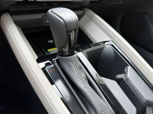 Used 2025 Honda Accord EX-L image 19