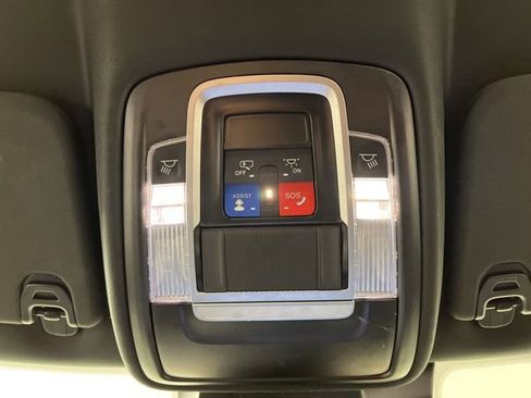 Used 2024 RAM 1500 Laramie image 39