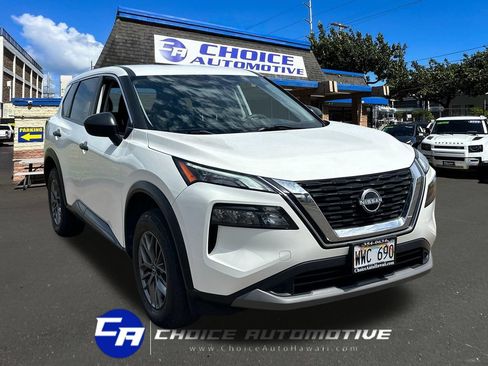 Used 2023 Nissan Rogue S AWD/4WD image 10
