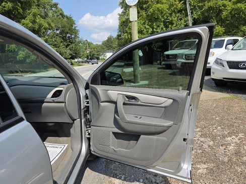 Used 2016 Chevrolet Traverse LS AWD/4WD image 31