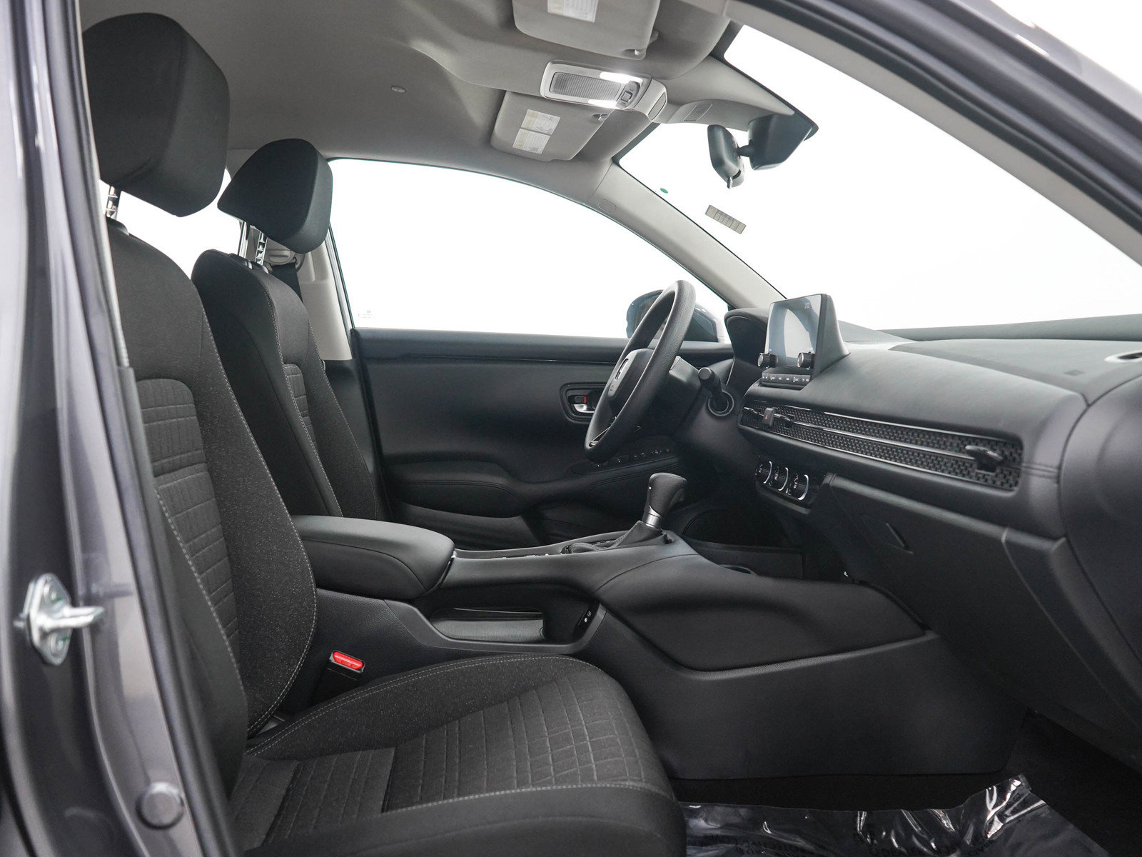 Used 2024 Honda HR-V LX image 12