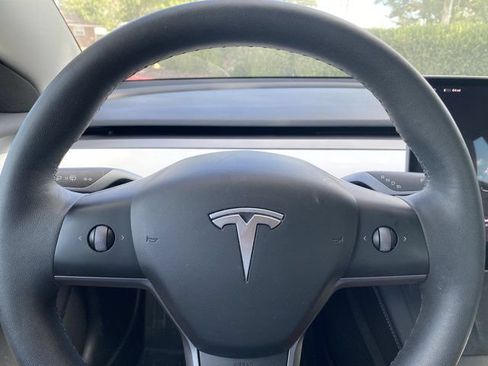 Used 2023 Tesla Model 3 Standard Range RWD image 14