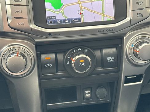 Certified 2019 Toyota 4Runner SR5 Premium image 28