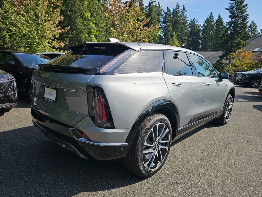 New 2027 Cadillac Optiq Sport AWD/4WD image 7