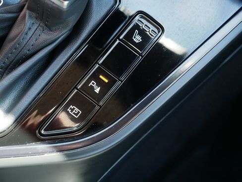 Used 2023 Kia Niro EX FWD image 32