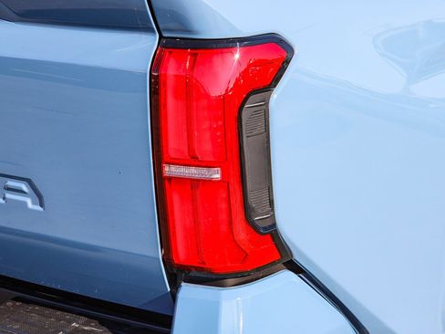 New 2026 Toyota Tacoma SR5 image 10