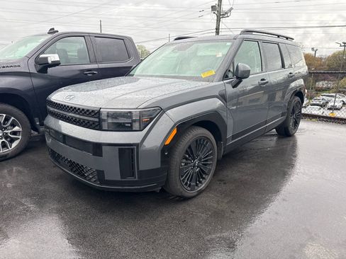 Used 2024 Hyundai Santa Fe Calligraphy image 2