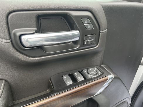 Used 2019 GMC Sierra 1500 SLT w/ SLT Premium Package image 7