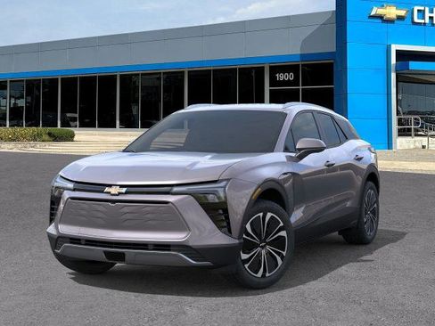 New 2026 Chevrolet Blazer EV LT image 6