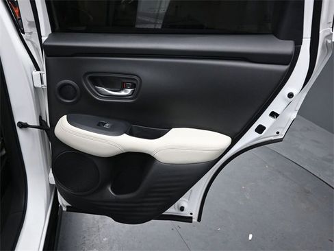 Used 2025 Acura ADX A-Spec image 28