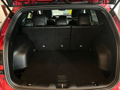 Used 2025 Jeep Compass Trailhawk AWD/4WD image 31