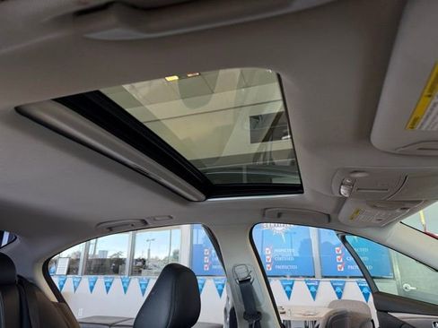 Used 2017 INFINITI Q50 Premium w/ 2.0T Premium Plus Package image 28