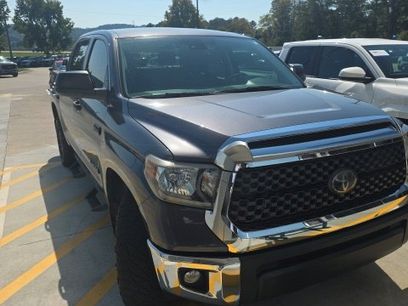 Used 2020 Toyota Tundra SR5 w/ SR5 Upgrade Package