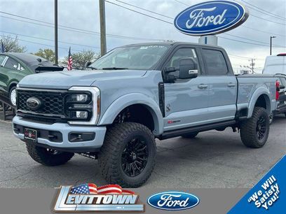 New 2026 Ford F250 Lariat w/ Black Appearance Package