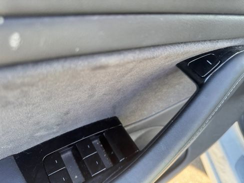 Used 2019 Tesla Model 3 Mid Range image 11