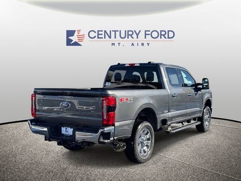 New 2026 Ford F250 Lariat w/ Chrome Package image 2