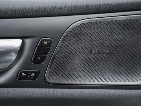 Used 2023 Volvo S60 B5 Plus w/ Climate Package image 36