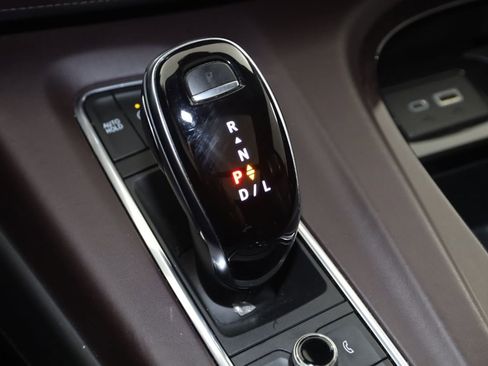 Used 2021 Cadillac Escalade ESV Sport Platinum w/ LPO, ONYX Package AWD/4WD image 8