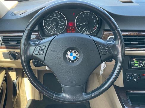 Used 2006 BMW 325i Sedan image 12