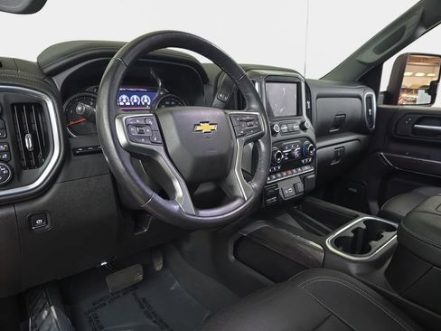 Used 2021 Chevrolet Silverado 3500 LTZ w/ LTZ Premium Package image 18