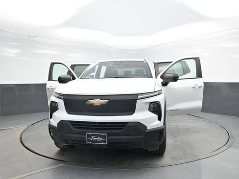 Used 2024 Chevrolet Silverado EV W/T AWD/4WD image 39