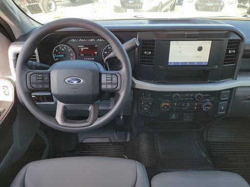 New 2026 Ford F250 XL w/ XL Chrome Package image 8