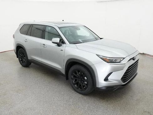 New 2026 Toyota Grand Highlander FWD image 13