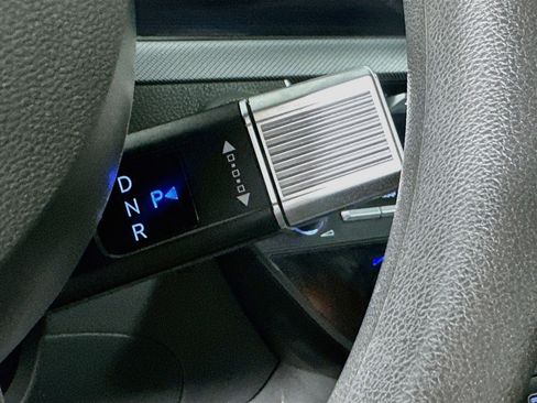 Used 2025 Hyundai Sonata SEL FWD image 25