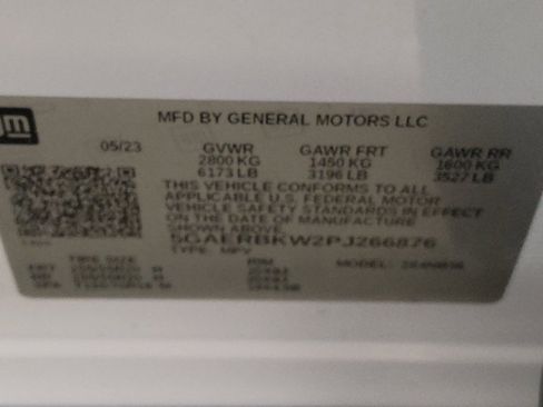 Used 2023 Buick Enclave Essence w/ Experience Buick Package FWD image 33