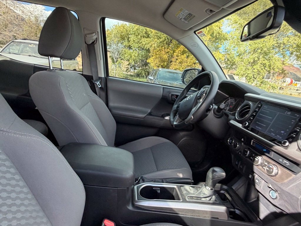 Used 2023 Toyota Tacoma SR5 w/ Technology Package AWD/4WD image 14