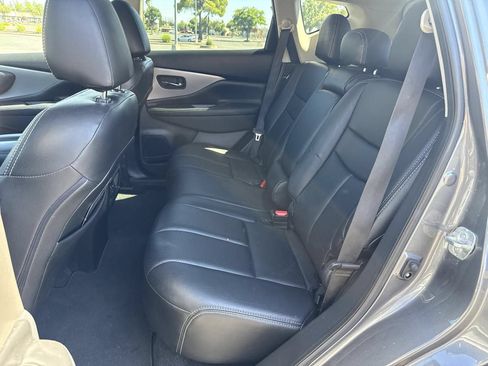 Used 2019 Nissan Murano FWD image 22