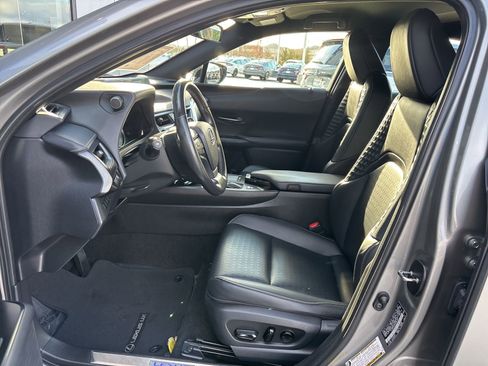 Used 2022 Lexus UX 250h w/ Accessory Package (Z2) image 10