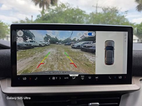 New 2026 Ford Explorer Active image 21