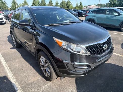 Used 2015 Kia Sportage LX AWD/4WD image 3
