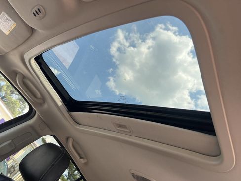 Used 2017 Jeep Compass High Altitude FWD image 14