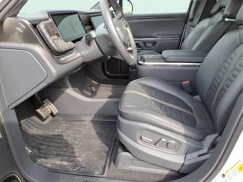 Used 2022 Rivian R1T Adventure AWD/4WD image 21