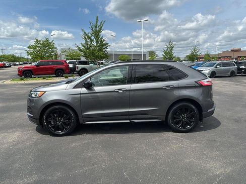 Used 2023 Ford Edge SE w/ Black Appearance Package AWD/4WD image 14