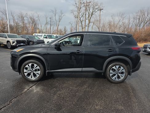 Used 2023 Nissan Rogue SV image 6