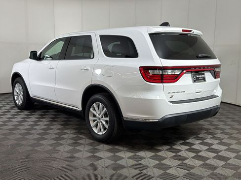 Used 2019 Dodge Durango SXT w/ 3rd Row Seating Group AWD/4WD image 3