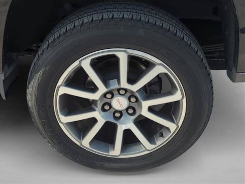Used 2019 GMC Canyon Denali RWD image 7