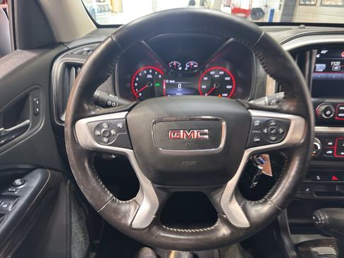 Used 2015 GMC Canyon SLT w/ Driver Alert Package image 22