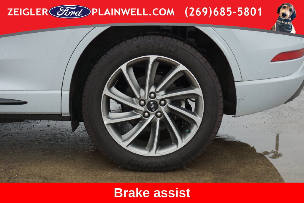 Used 2025 Lincoln Corsair Grand Touring AWD/4WD image 9