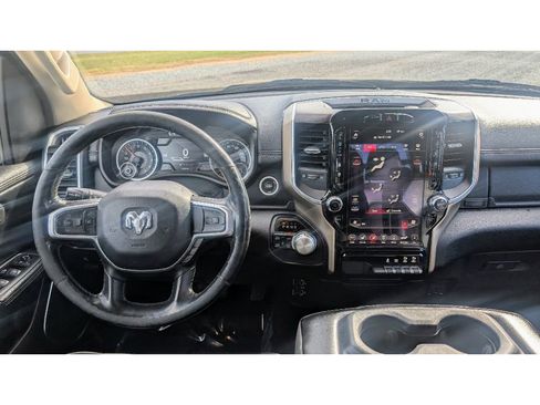 Used 2019 RAM 1500 Laramie image 28